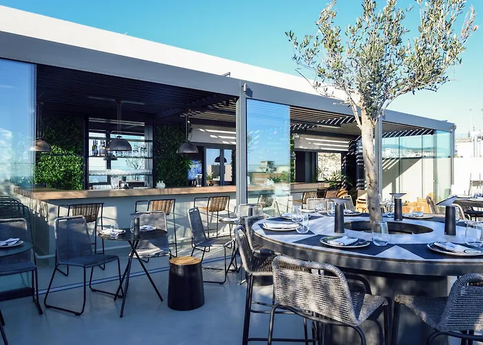 Onoma Hotel 5*